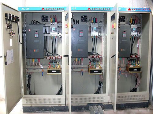 泰安华电热工有限公司浅析XL配电柜安装方法